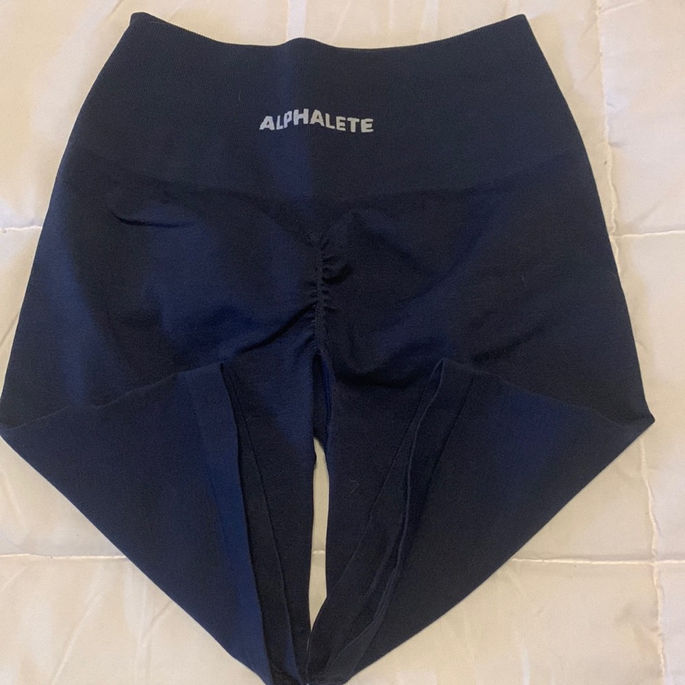 Alphalete amplify biker short